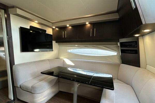 42ft Regal Yacht For Sale