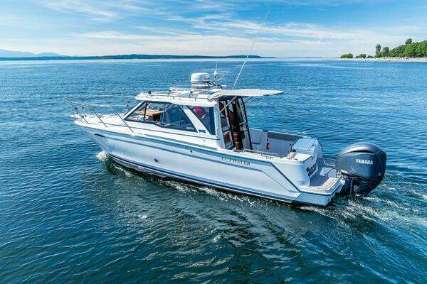 30-ft-Cutwater-2024--Cancelled  Seattle  Washington United States  yacht for sale