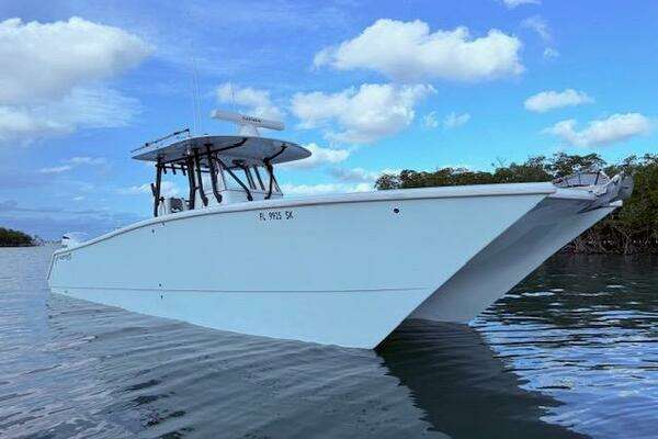 Photo of the 2019 Freeman 34