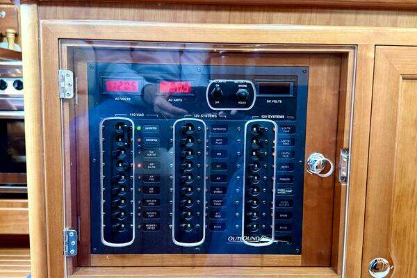 Outbound 46 Yacht For Sale