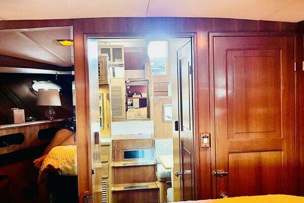 Hunter 49 Yacht For Sale