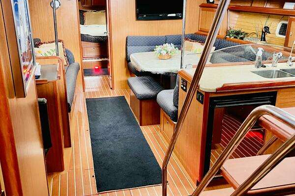 Hunter 49 Yacht For Sale