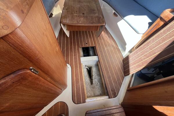 Papillon 30ft Hunter Yacht For Sale