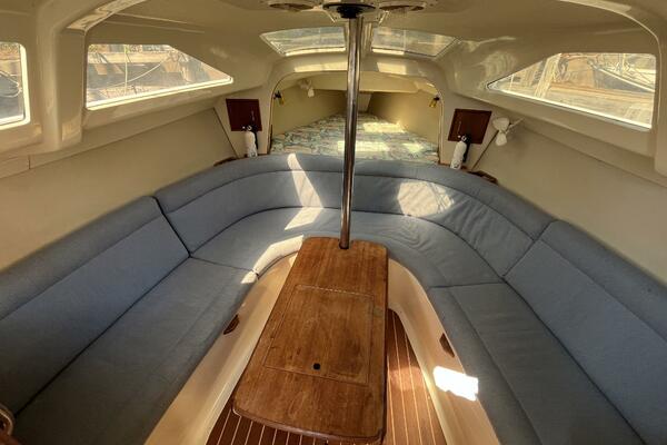 Papillon 30ft Hunter Yacht For Sale
