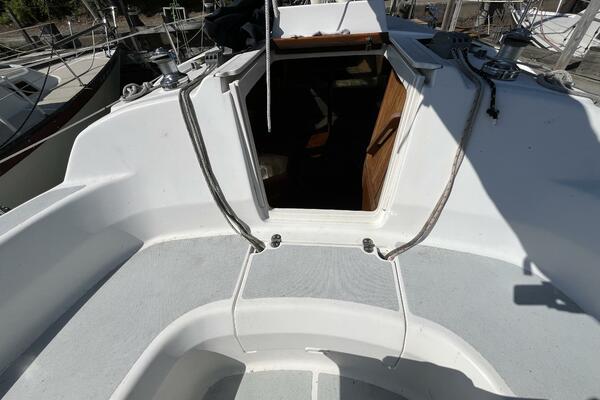 Papillon 30ft Hunter Yacht For Sale