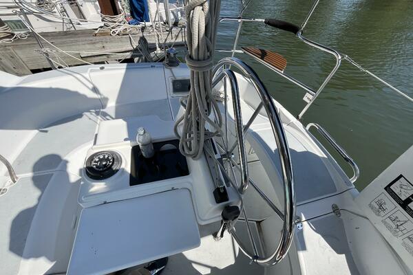 Papillon 30ft Hunter Yacht For Sale