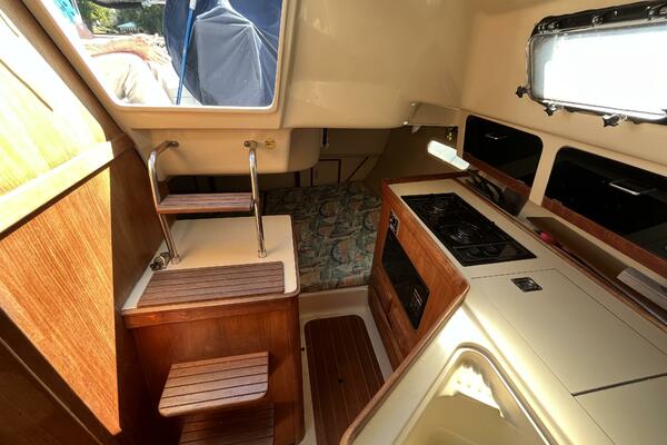 Papillon 30ft Hunter Yacht For Sale