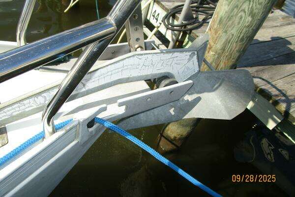 Photo of the 1998 Beneteau Oceanis 381 "Little Wing"