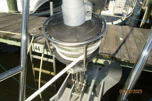 Photo of the 1998 Beneteau Oceanis 381 "Little Wing"