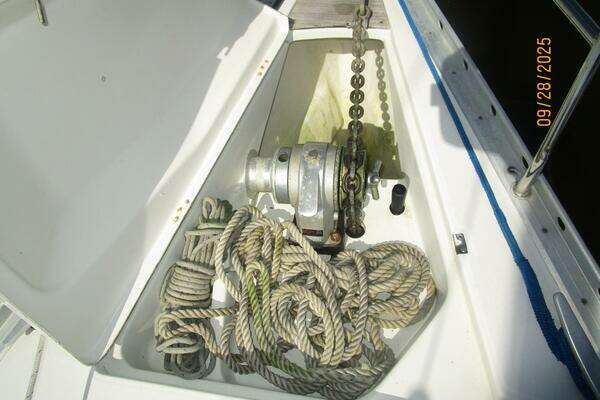 Photo of the 1998 Beneteau Oceanis 381 "Little Wing"