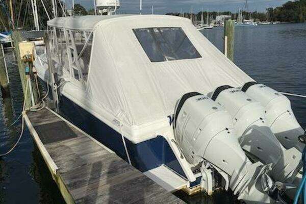 Photo of the 2000 Intrepid 356 Cuddy