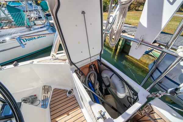 Cinnamon Girl 44ft Jeanneau Yacht For Sale