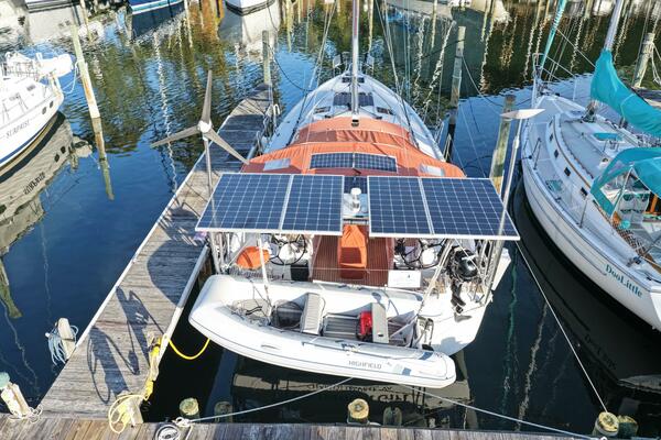 Cinnamon Girl 44ft Jeanneau Yacht For Sale