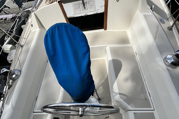 Finale 35ft O Day Yacht For Sale