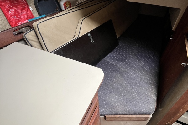 Finale 35ft O Day Yacht For Sale