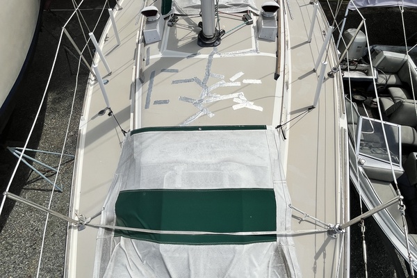Finale 35ft O Day Yacht For Sale