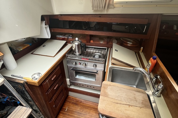 Finale 35ft O Day Yacht For Sale