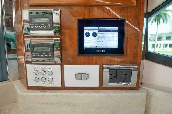 Riviera 43 Open Flybridge Yacht For Sale