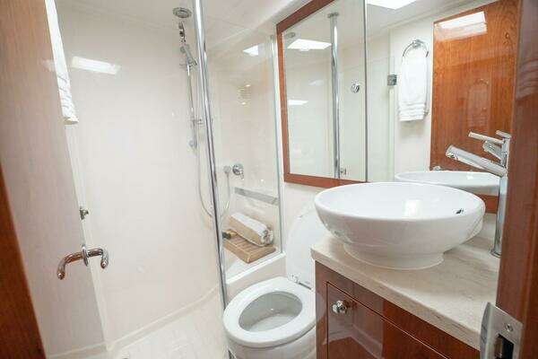 Riviera 43 Open Flybridge Yacht For Sale