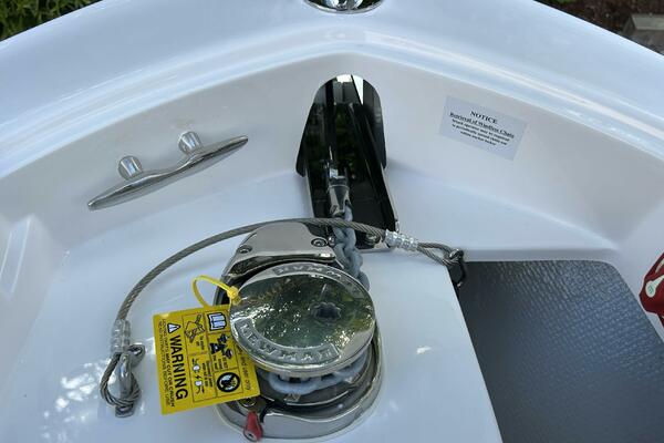 2026 Regal 26 LX6 - Windlass