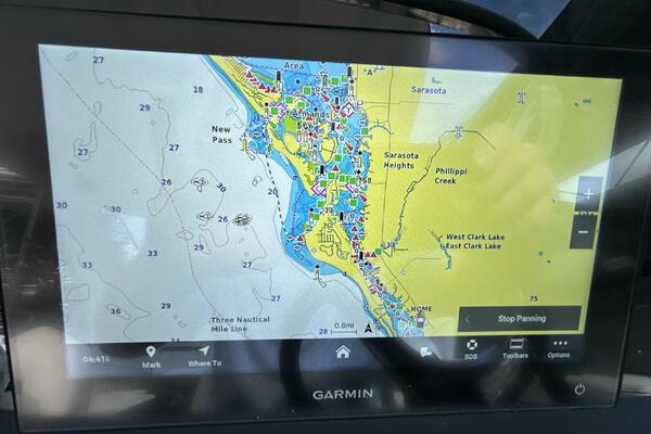 2026 Regal 26 LX6 - Helm Electronics