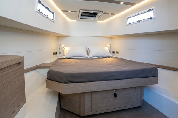 38ft Pardo Yachts Yacht For Sale