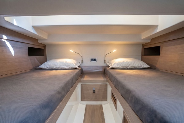 38ft Pardo Yachts Yacht For Sale