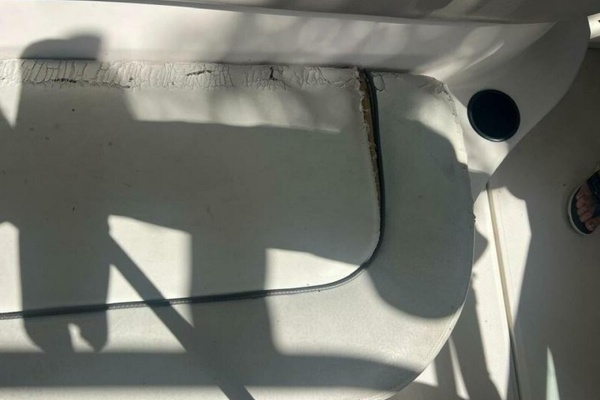 23ft Sea Ray Yacht For Sale