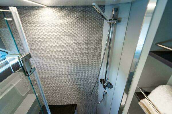 Pershing 5x Yacht For Sale