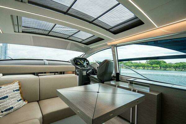 Pershing 5x Yacht For Sale