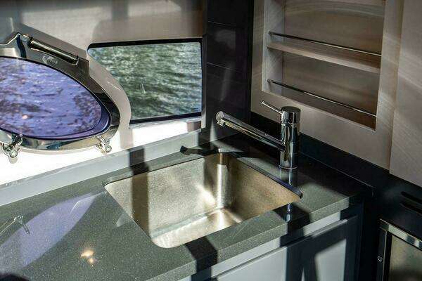 Pershing 5x Yacht For Sale