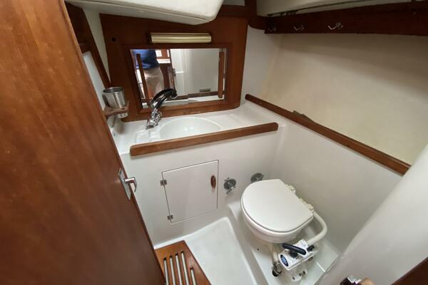 Delphinium 40ft J Boats Yacht For Sale