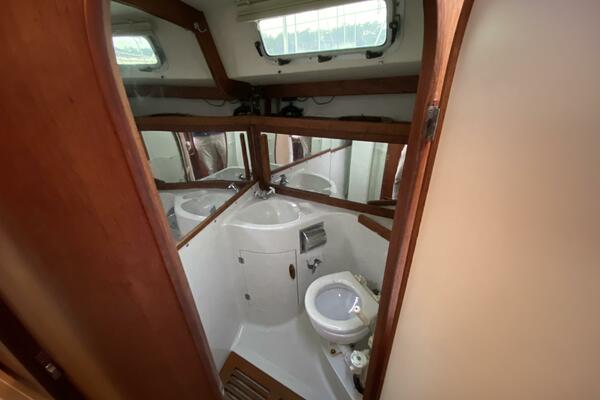 Delphinium 40ft J Boats Yacht For Sale
