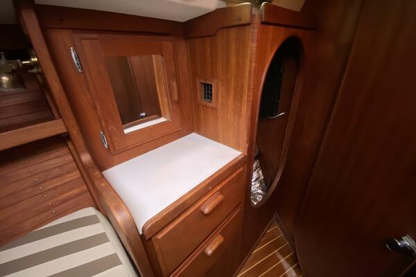 Delphinium 40ft J Boats Yacht For Sale