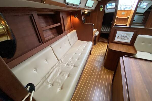 Delphinium 40ft J Boats Yacht For Sale