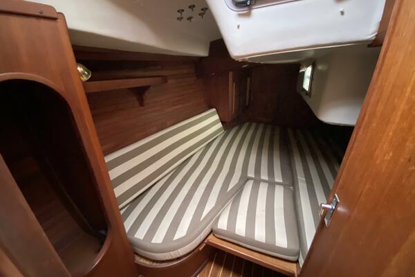 Delphinium 40ft J Boats Yacht For Sale