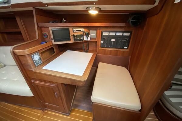 Delphinium 40ft J Boats Yacht For Sale