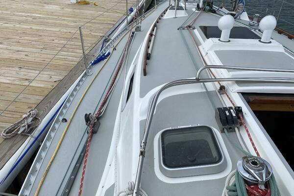 Delphinium 40ft J Boats Yacht For Sale