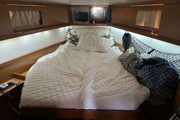 Beneteau Sense 46 Yacht For Sale