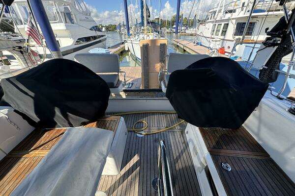 Beneteau Sense 46 Yacht For Sale