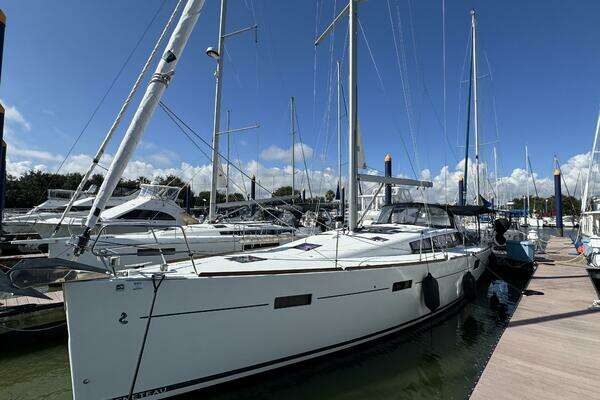 Photo of the 2014 Beneteau Sense 46 "Second Wind"