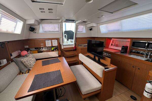 Beneteau Sense 46 Yacht For Sale