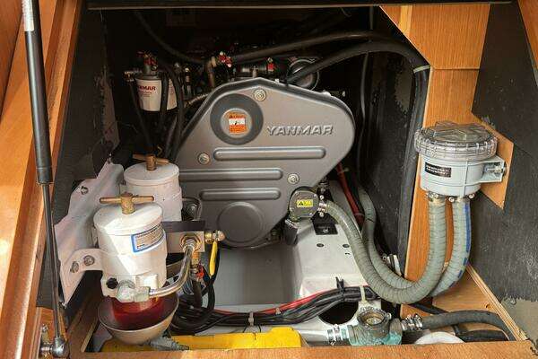 Beneteau Sense 46 Yacht For Sale