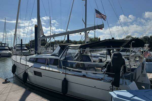 Photo of the 2014 Beneteau Sense 46 "Second Wind"
