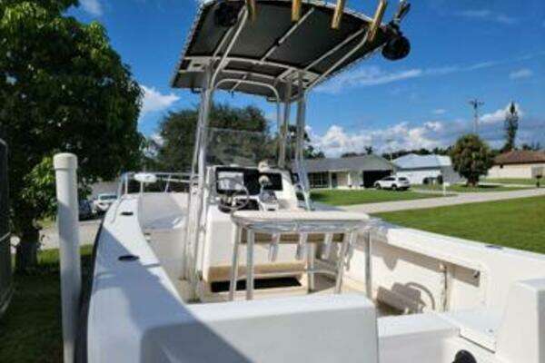 Photo of the 2009 Mako 