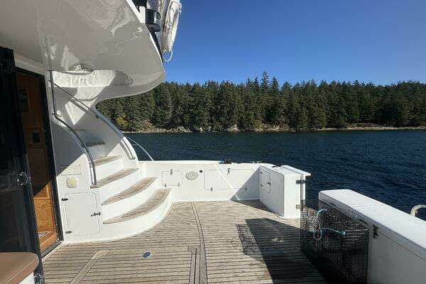 Royal Pacific 476 Sport Cruiser Yacht For Sale