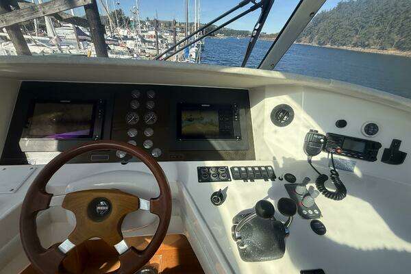 Royal Pacific 476 Sport Cruiser Yacht For Sale