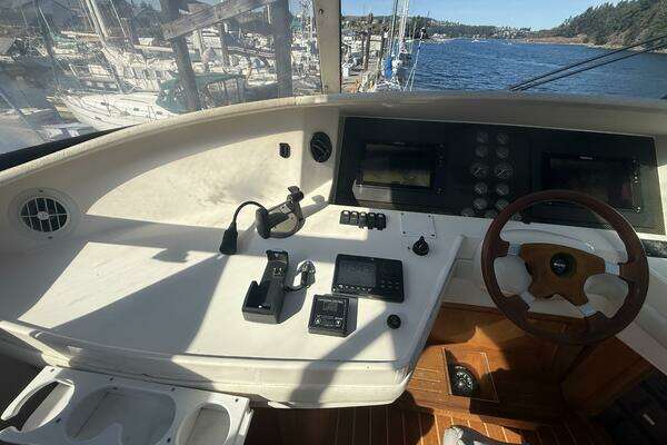 Royal Pacific 476 Sport Cruiser Yacht For Sale