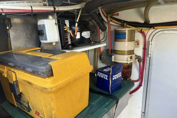 Royal Pacific 476 Sport Cruiser Yacht For Sale