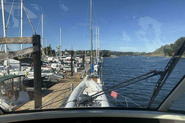 Royal Pacific 476 Sport Cruiser Yacht For Sale